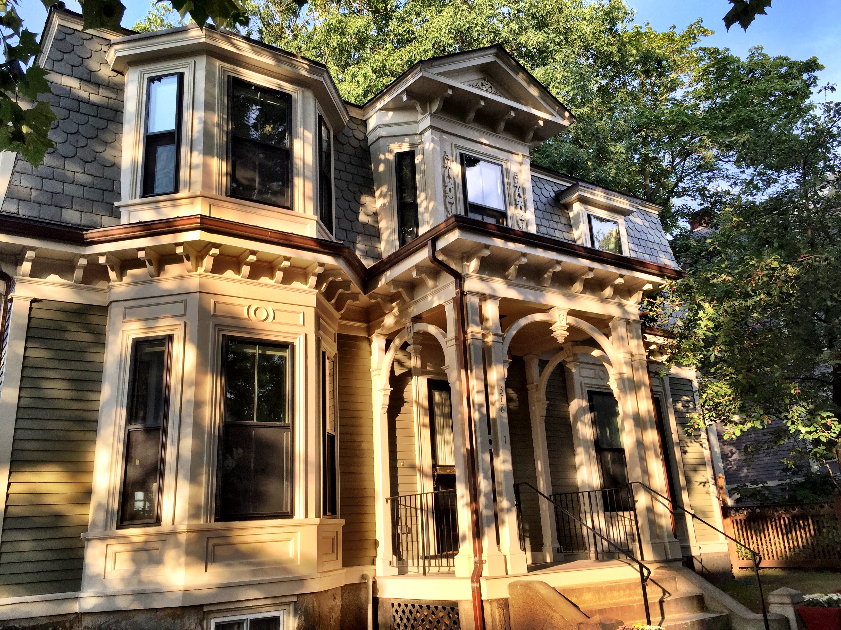 Selling Cambridge & Somerville Real Estate Charles Cherney Realtor